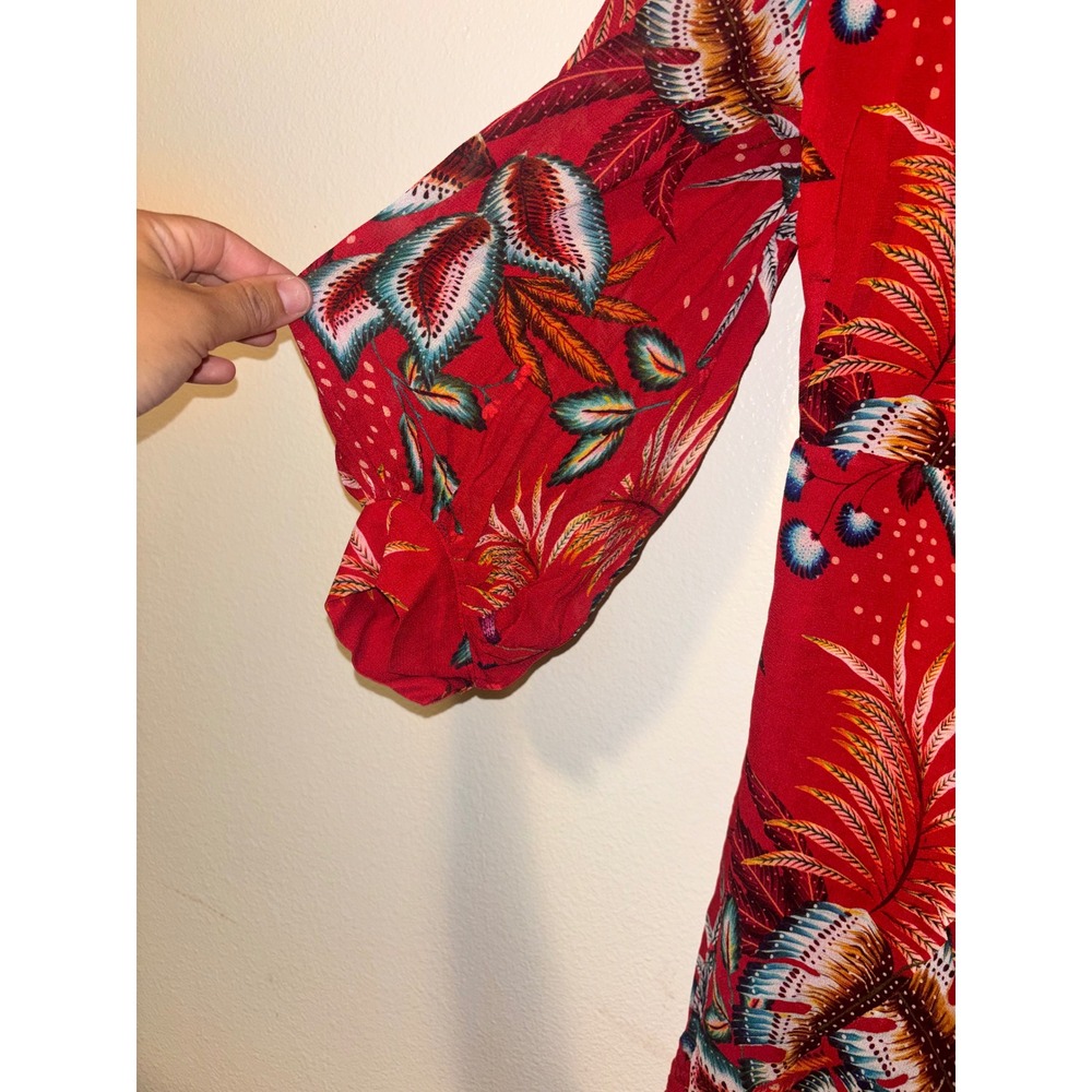 Farm Rio Winter Leaf Maxi Dress
In Red Multi color S - Picture 7 of 10